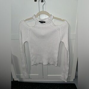 white forever 21 sweater